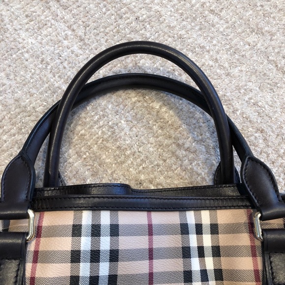 BURBERRY Haymarket Check Medium Golderton Tote - Picture 7 of 16